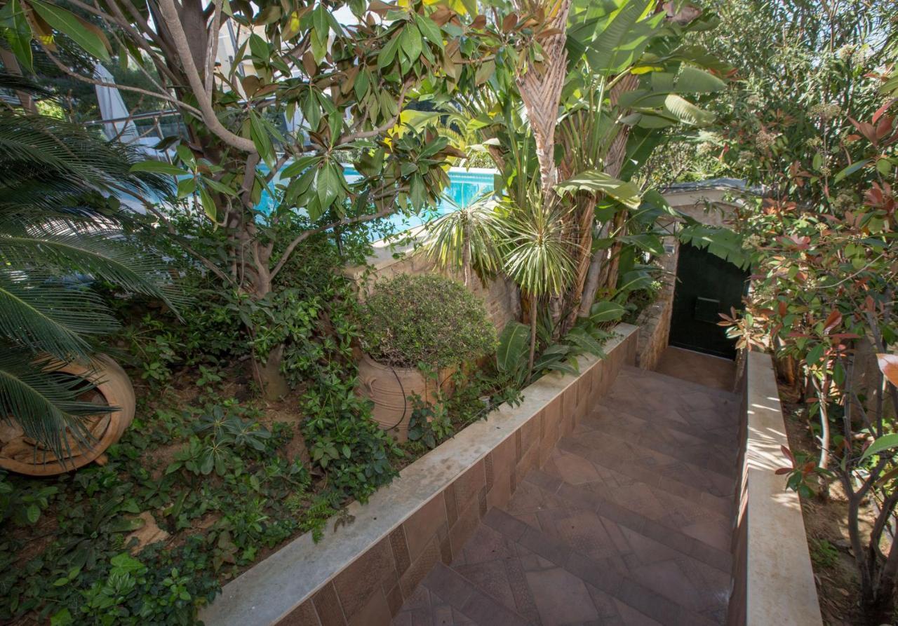 Exceptional Villa In Voula Near The Sea Atenas Exterior foto